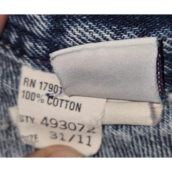 VINTAGE Rocky Mountain Jeans – High Rise Acid Wash – Size 31/11 – Made in USA - Picture 8 of 11